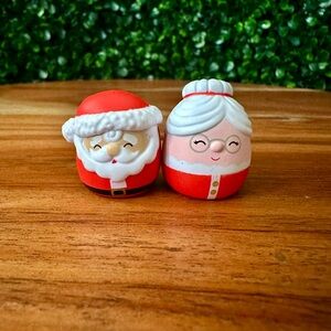 Squish-a-longs by Squishmallows Santa Claus and Mrs. Claus Bundle